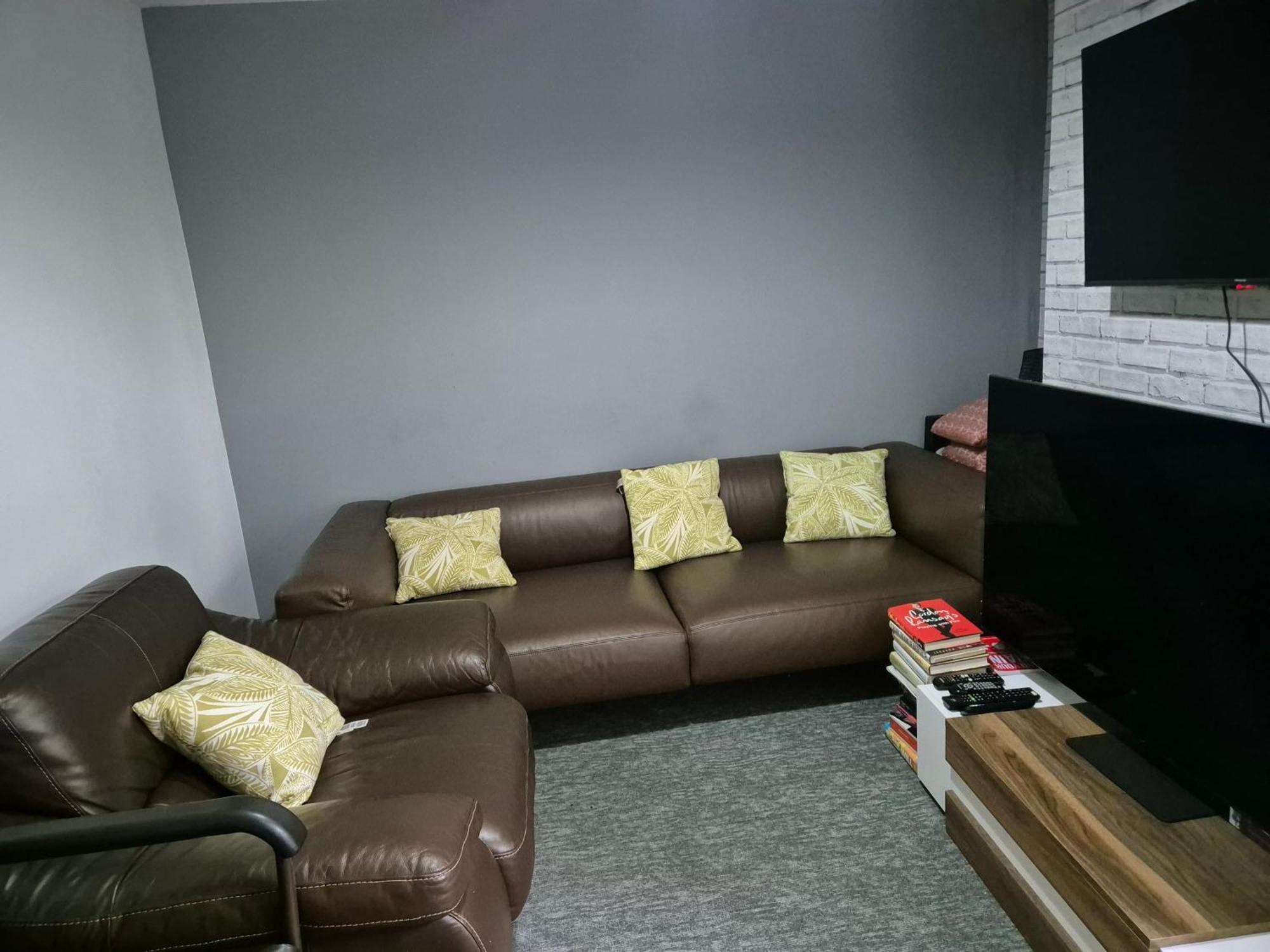 The House - En Homestay Hyde